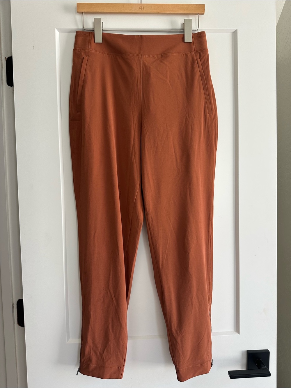 Athleta Brooklyn Heights Joggers Sequoia Brown Size 6